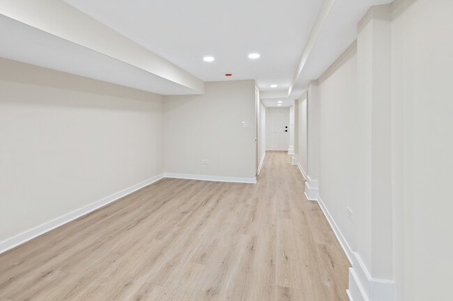 Photo - 4737 N Kildare Ave Unit G