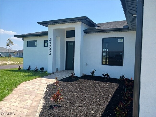 Building Photo - 4322 NW 32nd Ln Rental