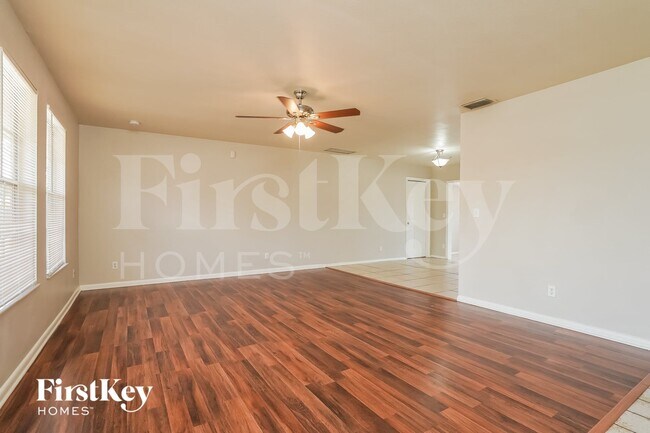 Photo - 432 SW 37th Terrace