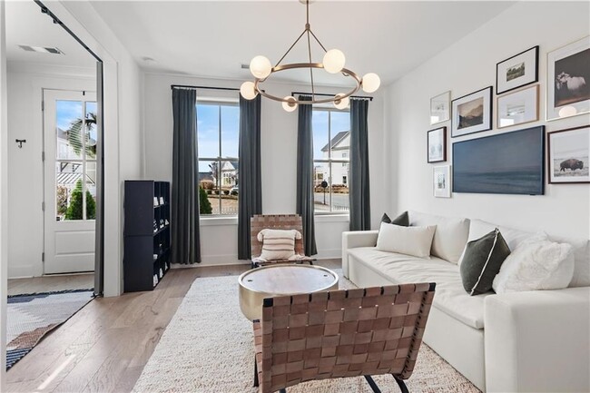 Photo - 1007 Croft Ln