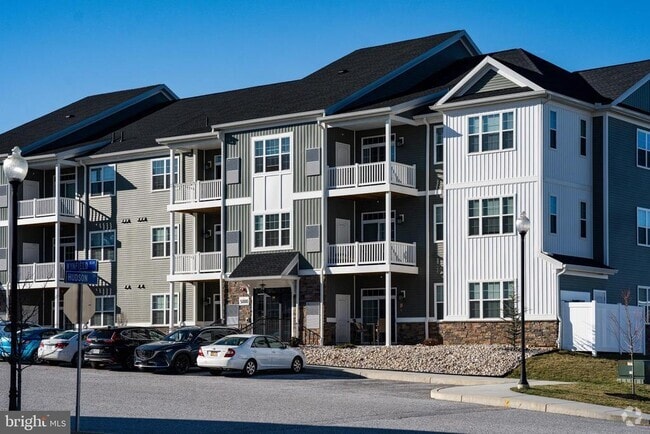 Building Photo - 115 Sienna Dr Unit 301 Rental