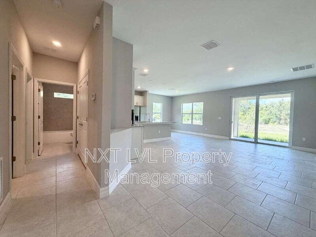 Photo - 3512 50th St W
