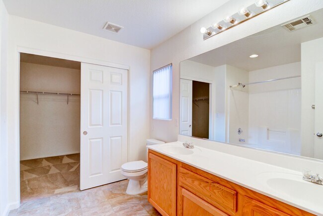 Photo - 4125 Kemble Ct