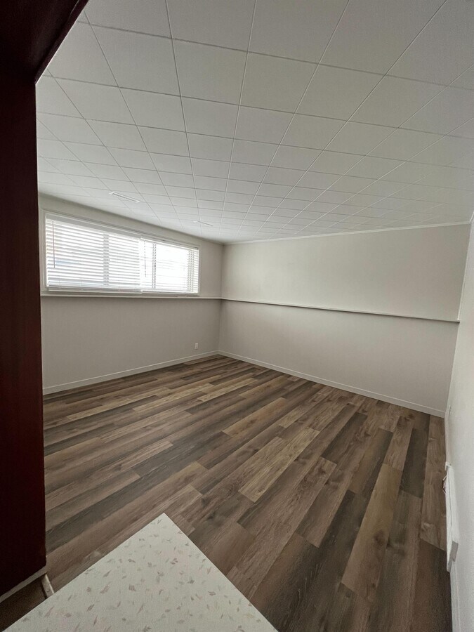 Photo - 1635 Lacon St