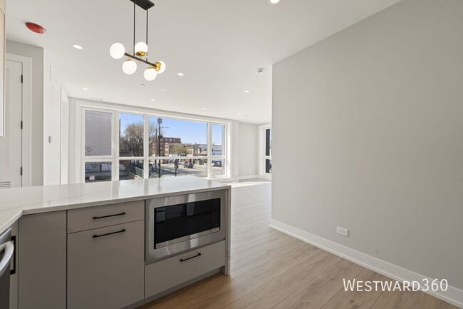 Photo - 2354 W Polk St Unit #205