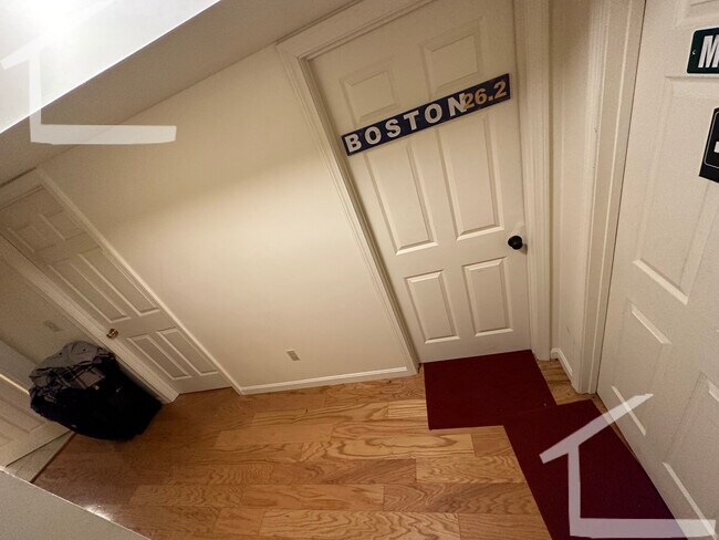 Photo - 34 Raymond St Unidad 3 Rental