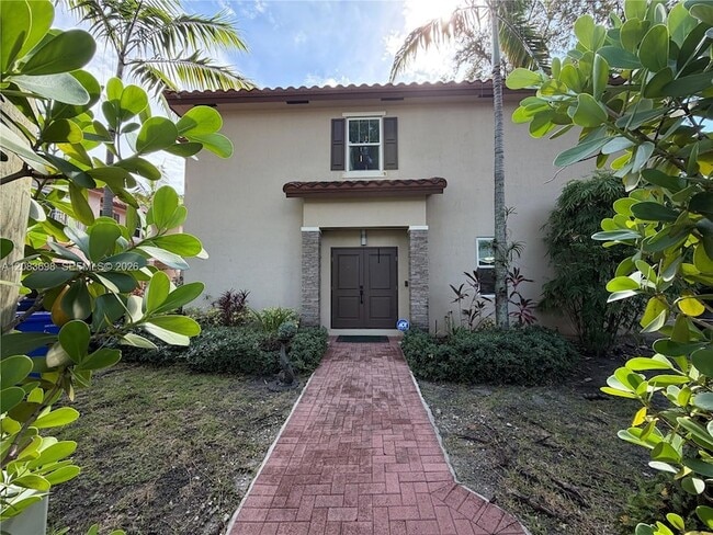Photo - 2370 SW 18th Ave