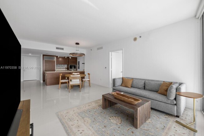 Photo - 465 Brickell Ave Unit 2705