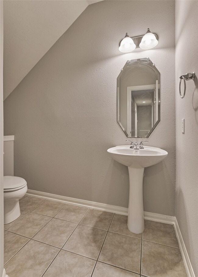 Photo - 7 Raindance Ct