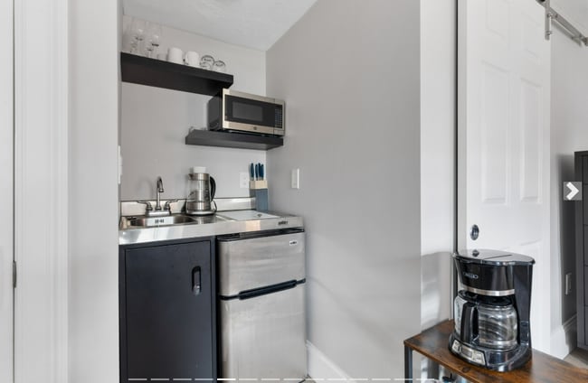 Photo - 12 Derne St Unit 301