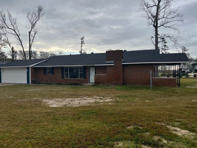 Building Photo - 909 Green Rd
