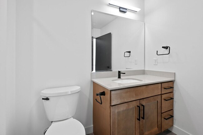 Studio Model S3 Bathroom