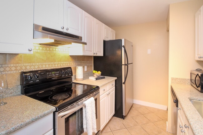 161 W 6th St Unidad C