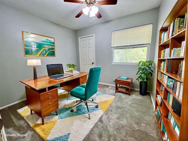 Photo - 9703 Roxanna Dr