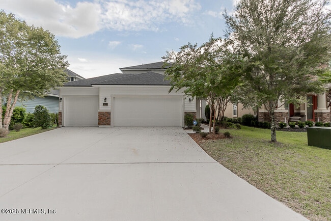 Building Photo - 1492 Autumn Pines Drive