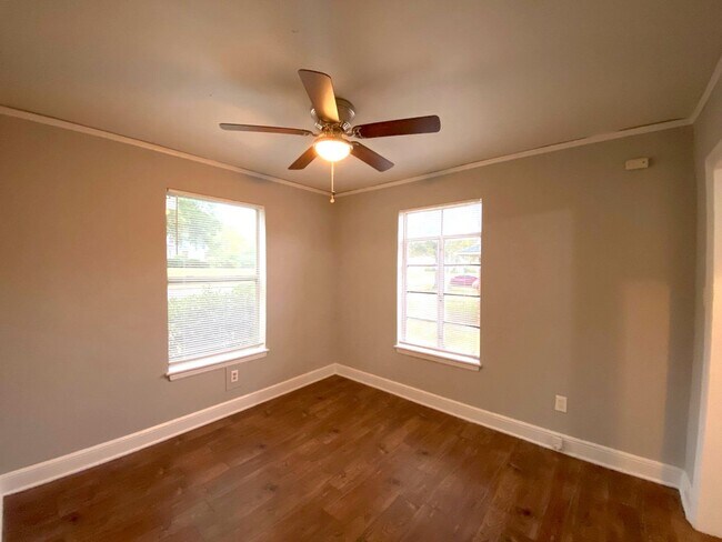 Photo - 1032 N Evergreen St Apartamento Unidad 1032 N Evergreen