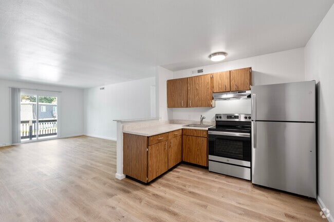 2BR, 1BA
