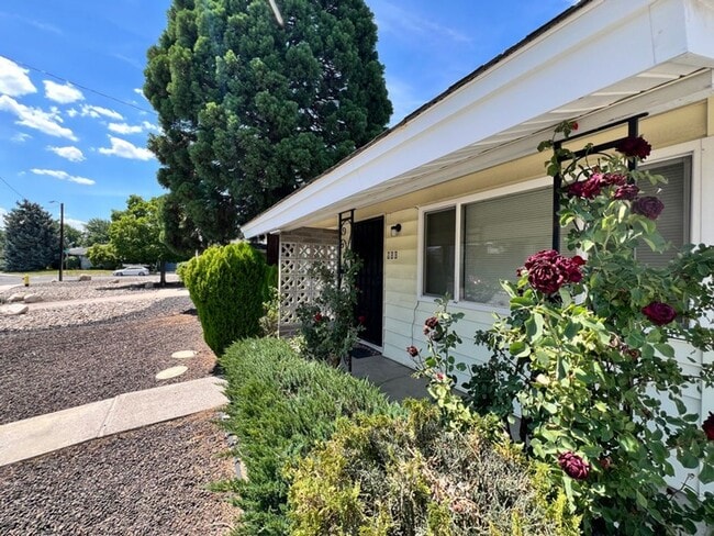 Photo - <b> Two Bedrooms Duplex near Pyramid and McCarran<br><br> Unit 900 Tyler Way Sparks NV 89431