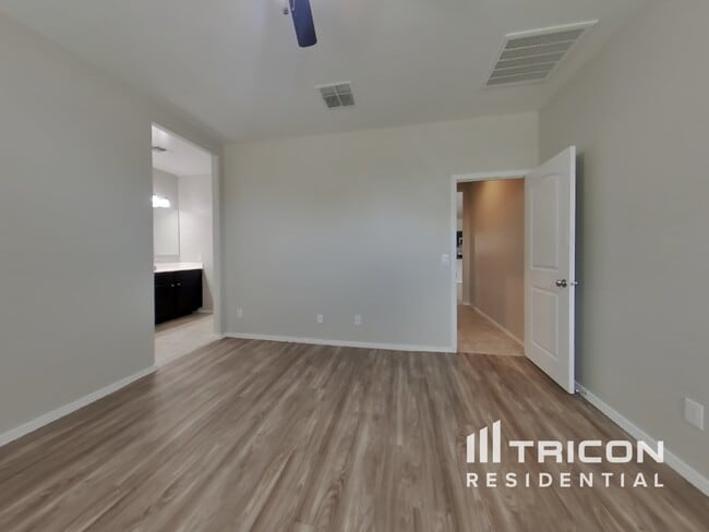 Photo - 17915 N Nocera Rd