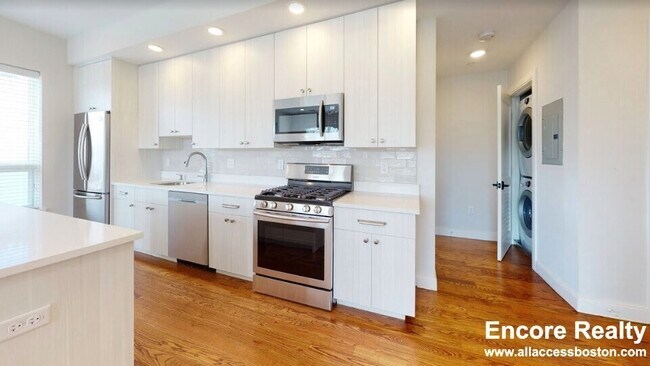 Photo - 1 Everett St Unit 203