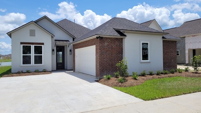 Building Photo - Beautiful 4 bedroom home in Baton Rouge
