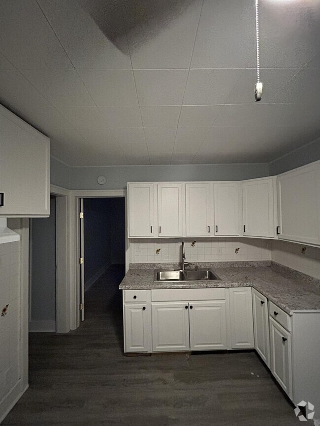 Building Photo - 1076 Minnehaha Ave E Rental