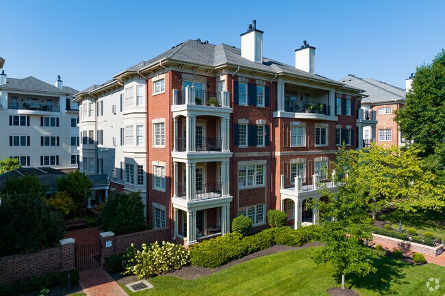 Photo - Monument Square