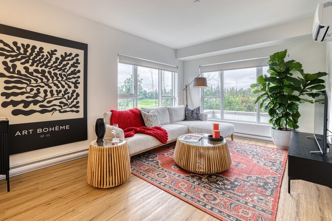 2 chambres, 2 salles de bain - Salon - Château golf