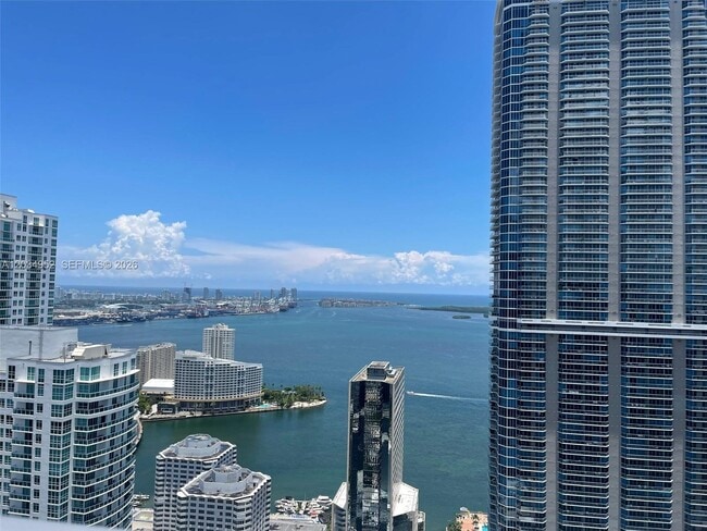Building Photo - 1010 Brickell Ave Unit 3810