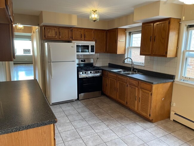 Building Photo - 2318 N 72nd Ct Unit 2 Rental