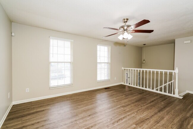 Photo - 1628 Beckenbauer Ln