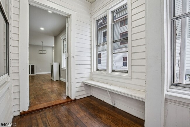 Photo - 99 Lincoln St