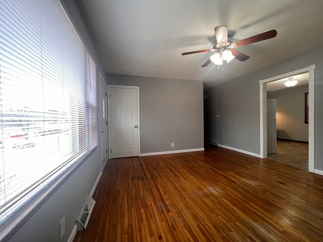 Photo - 3 bedroom 1.5 bath home located in the heart of Davenport! FOR RENT!
