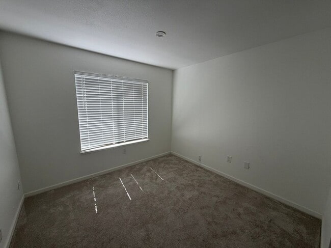 Photo - 38695 Huntington Cir