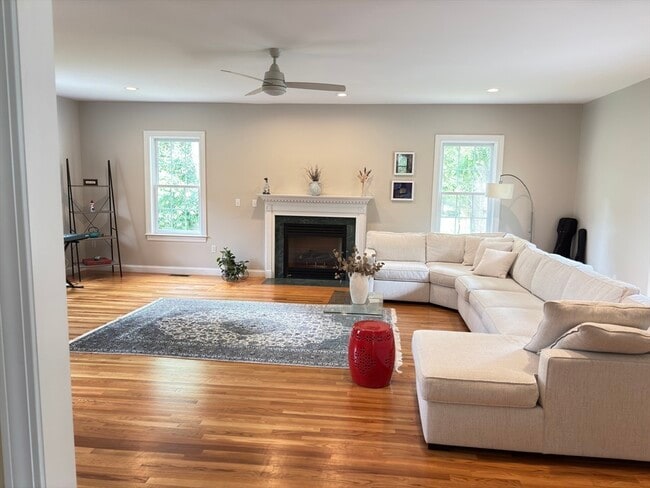 Photo - 135 Shawsheen Rd