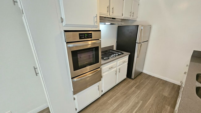 Building Photo - 545 Hayworth Ave Rental