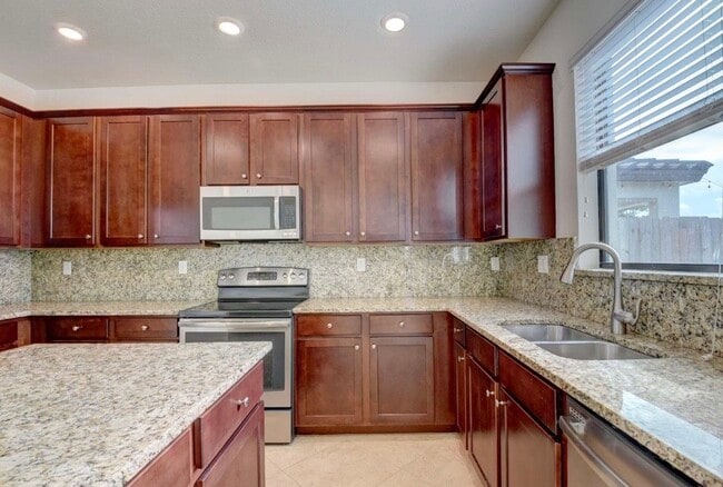 Building Photo - 8834 Willow Cove Ln Rental