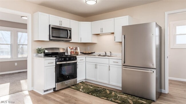 Photo - 1535 Central Ave