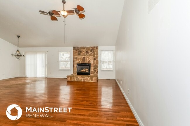 Photo - 9 Red Cedar Parc Ct
