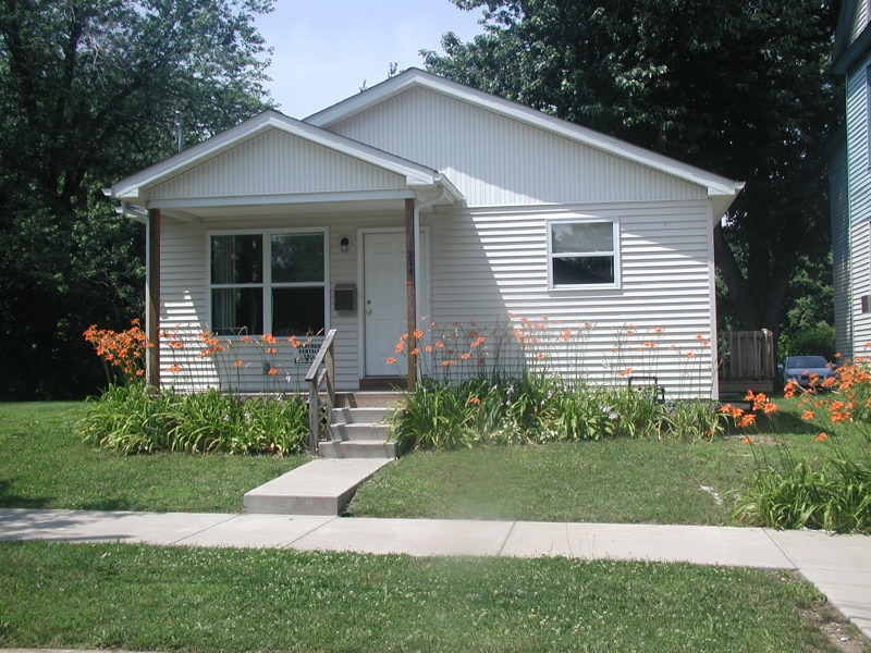 Photo - 224 W 3rd St House