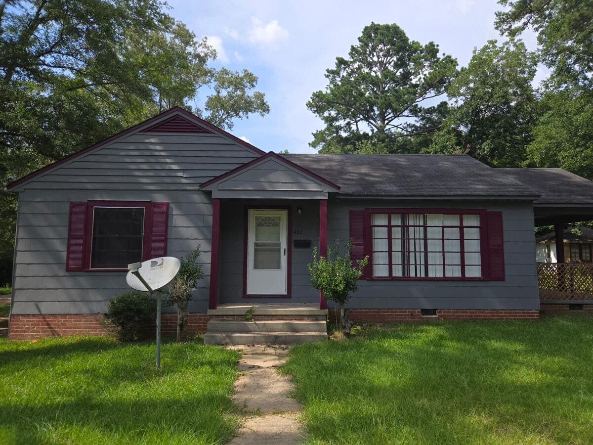 Photo - 422 Cooper Rd