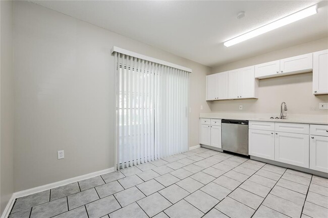 Photo - 107 Lake Elizabeth Dr