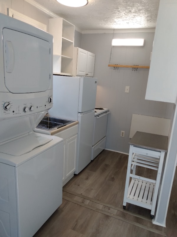 Photo - 201 Lake Dr Unit B