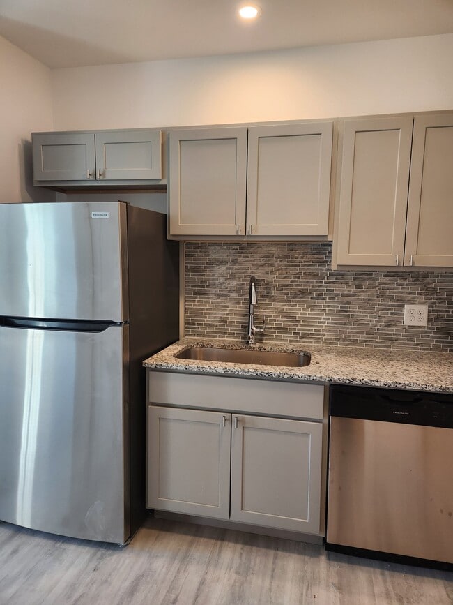 Photo - 2 Grove St Unit 208