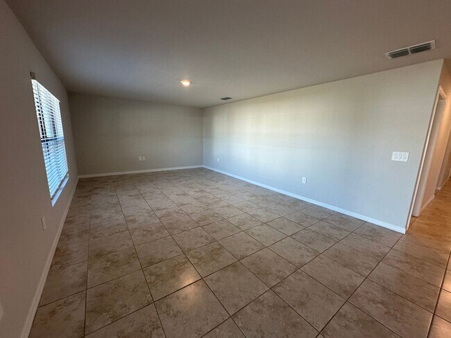 Photo - 3 Bedrooms 2 Bathrooms NW Cape Coral Home - AVAILABLE NOW!