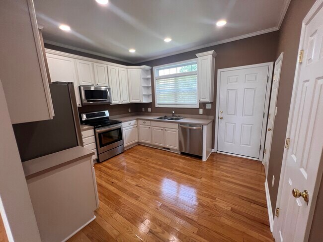 Photo - 115 Forest Ridge Rd Unit condo