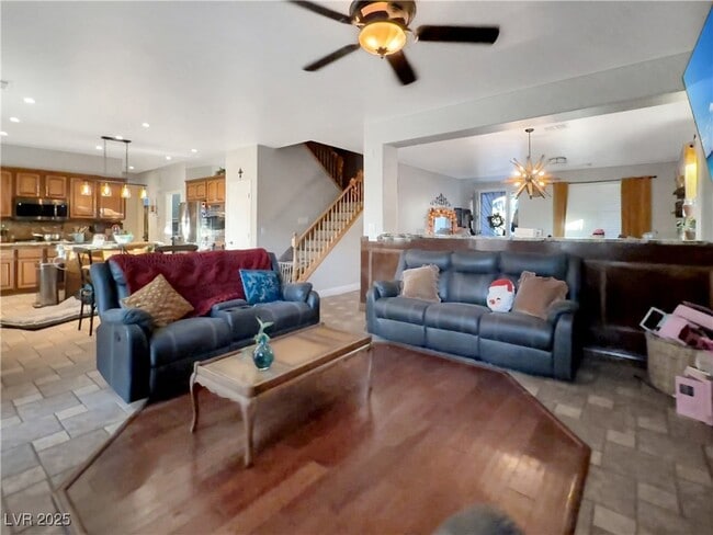 Photo - 211 Belle Isle Ct