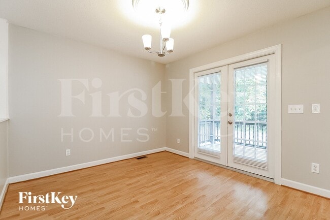 Photo - 245 B H Parrish Rd