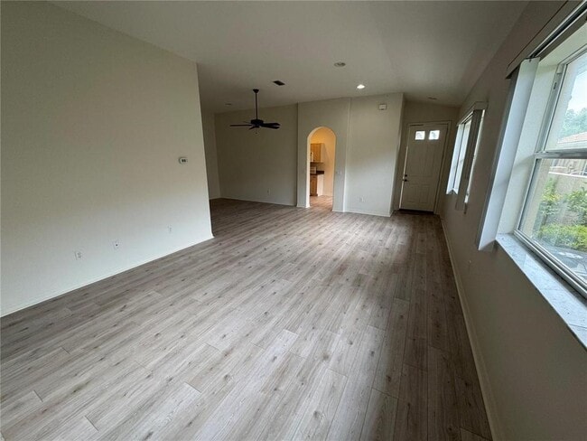 Photo - 315 Auburn Woods Cir