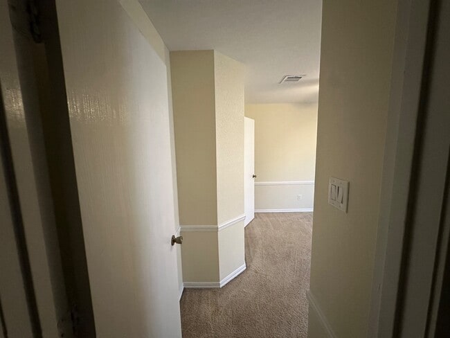 Building Photo - 7919 Martinelli